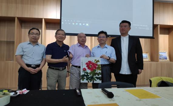 北港農工辦理口足畫家林宥辰個展 師生共賞逆境中綻放的燦爛光輝
