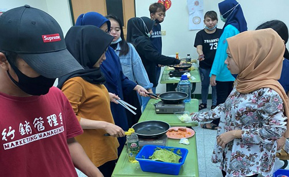 印尼生烹調齋戒美食　環科大落實體驗式學習 