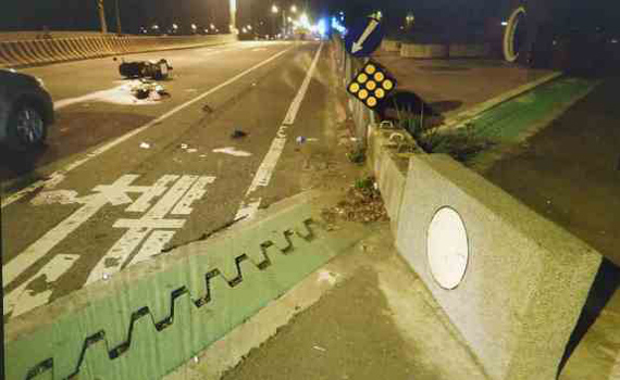 台南國三生偷騎機車載女出遊 自撞橋墩不治身亡