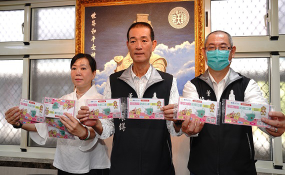 影/白沙屯北港進香奈米罩得住 萬泰科助香燈腳安心隨行