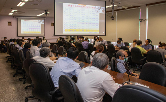 嚴防疫情反撲及熱傷害 民眾請留意身體狀況