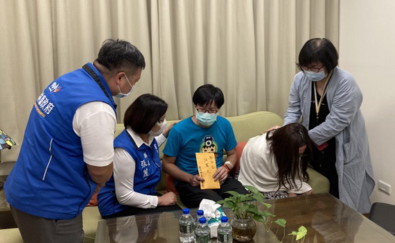 斗南祖孫三代一死三重傷 縣長張麗善趕往探視關懷家屬