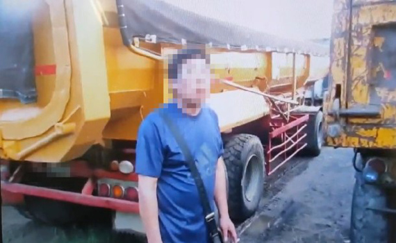 台南小情侶騎車追撞雙亡 曳引車司機:不知被撞