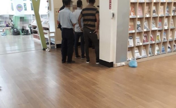 台南圖書館有狼 失業男躲女廁偷拍當場被逮