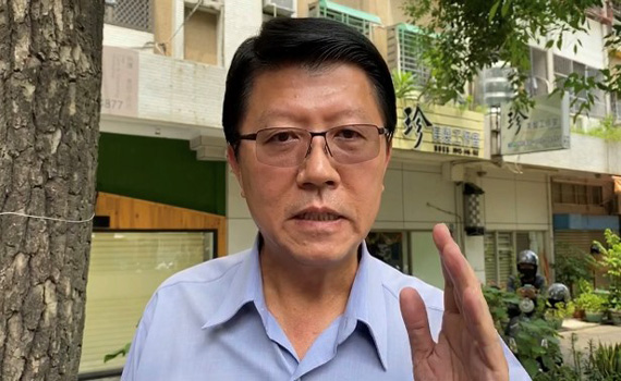 黃偉哲要強化國產豬肉認證 謝龍介:放屁安狗心