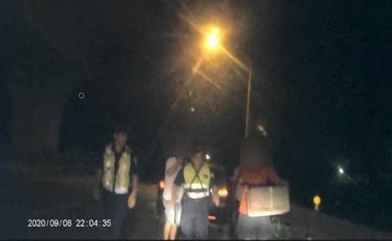 麥寮男子遭毒蛇咬命危 警車開道急送醫救命