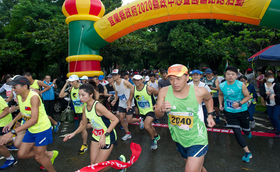 宜縣府員工路跑 警察局表現突出成大贏家