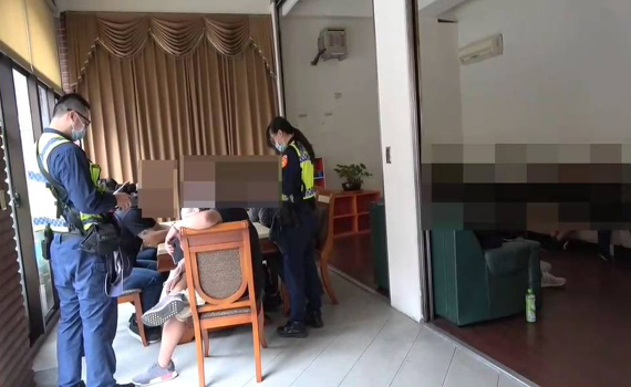 礁溪協天廟新舊主委之爭再爆衝突 自稱「保全」人員現身現場警方介入處理
