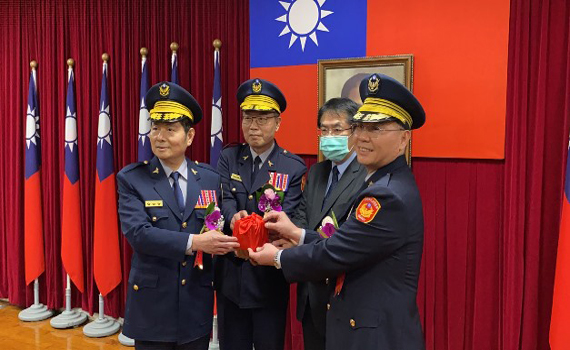 新任南警長方仰寧自我期許 用工作表現回報市民