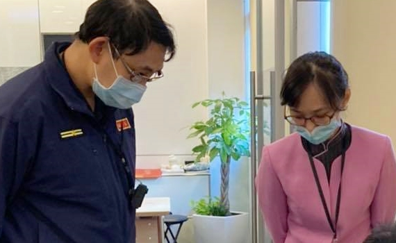 男子買畫框險遭詐騙 警積極阻詐保住存款
