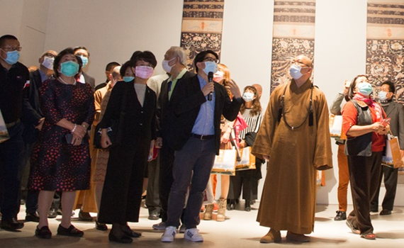 史前館、佛館館際交流 合作展出「繁花似錦‧人情之美─東亞族群織品展」