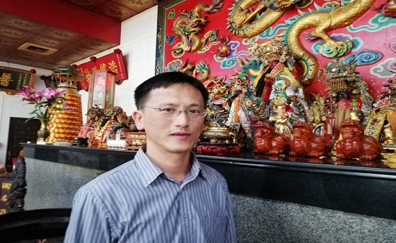 關公護持生三胞 推拿服務謝神恩