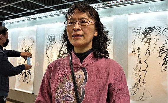 從傳統展現創新 盧銘琪師生書法聯展