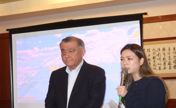 影/全球最大海上型太陽能電廠併網發電 可貢獻2.5億度綠電