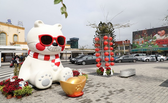 大白熊再換口罩　日本肯定台灣防疫 