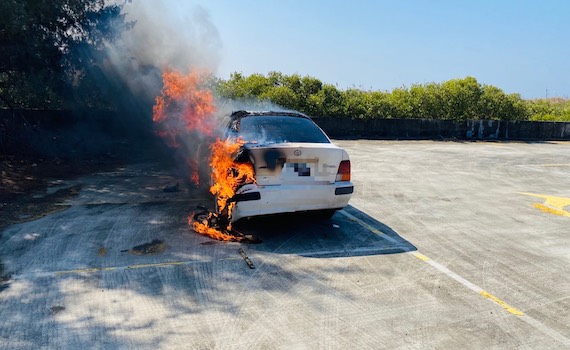 台南七股火燒車 車上發現2具焦屍