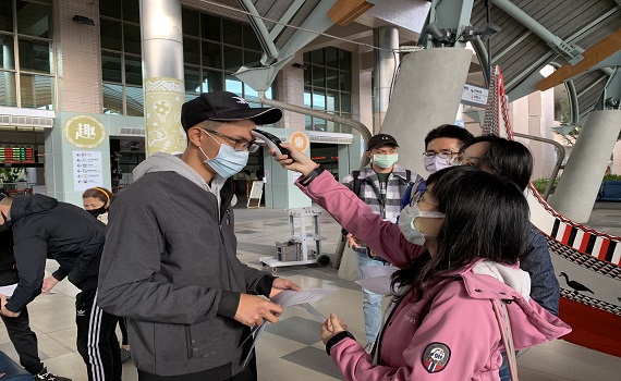 台東役男入營防疫優先 軍人服務站宣導服務