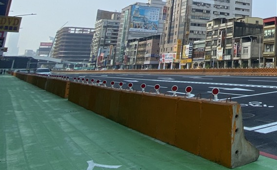 臨時站西路開放通車 翻開高雄車站新篇章