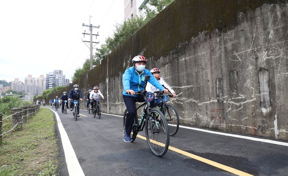 景美溪左岸自行車道全線完工 碧潭直通木柵動物園