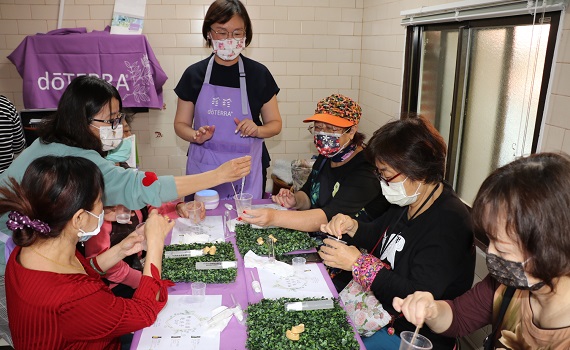 百年古厝變身為六星級銀髮俱樂部 中和碧湖社區小產業蛋捲聞名遐邇