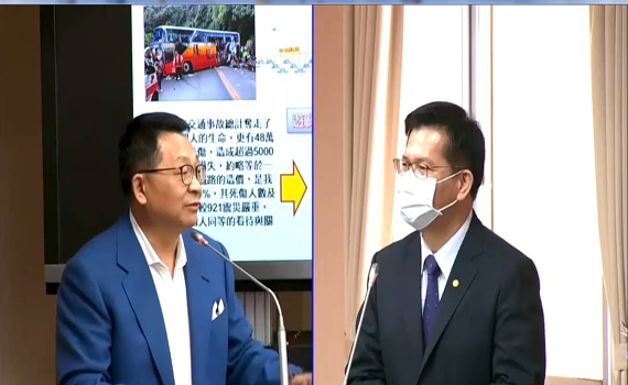 遊覽車撞山蘇花公路安全受關注 陳歐珀要求交通部縮短「蘇花安」行政流程
