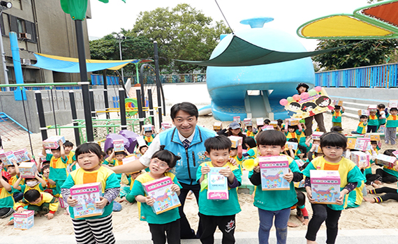 歡慶兒童節 花市幼孩子戲沙池體驗玩沙樂