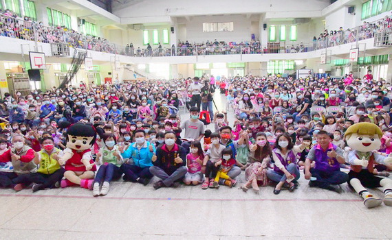 「好幸福的親子看戲」彰化縣文化局舉辦兒童劇巡演 永靖場大爆滿 