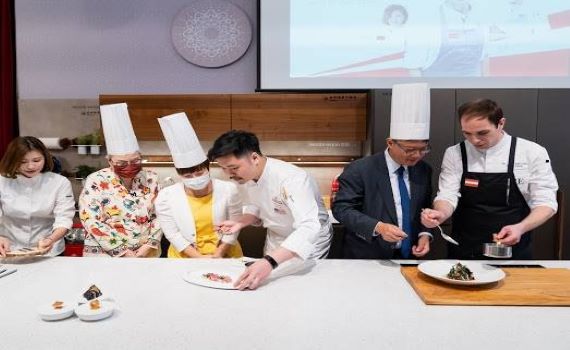 台中特色物產驚艷上桌 中市觀光旅館同業公會打造世界餐桌名廚高峰會
