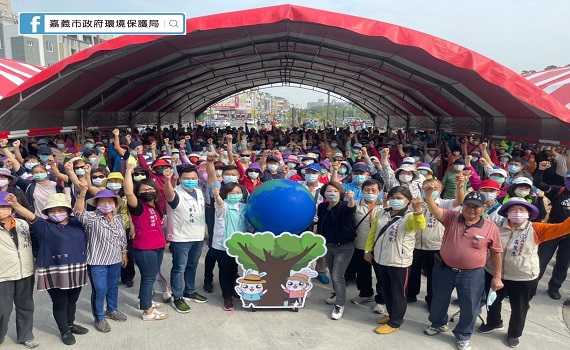 地球環保宣導日 志工健走愛護樹蛙棲息地