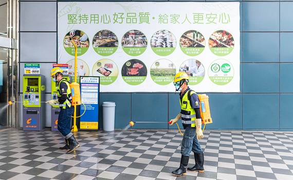 中壢區百貨賣場消毒 讓市民安心