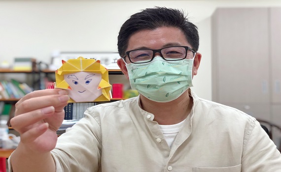 在家防疫要幹嘛? 鄭宏輝推薦「親子摺紙」大受歡迎
