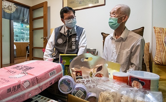 關懷獨居長者 疫情期間照顧服務不中斷