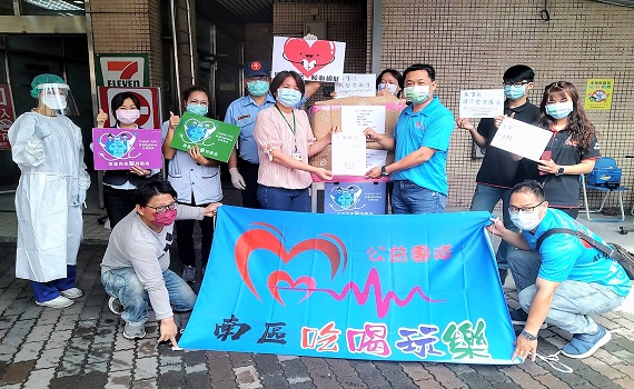 「防疫我+1」疫起加油 捐贈車隊一起挺醫護