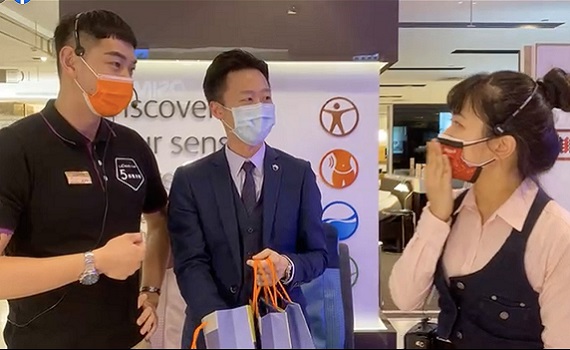 遠百應援防疫生活樓管直播拚業績 餐廳外帶強化取餐動線