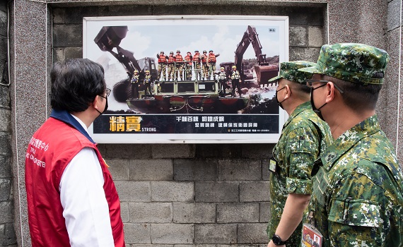 五三工兵群清淤抗旱 石門水庫增蓄水量