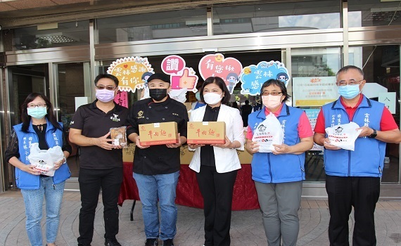 影/台灣兩大知名牛肉業者攜手合作 力挺第一線防疫人員