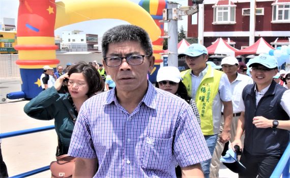 放棄連任? 澎立委楊曜為21000劑疫苗向中央下通牒