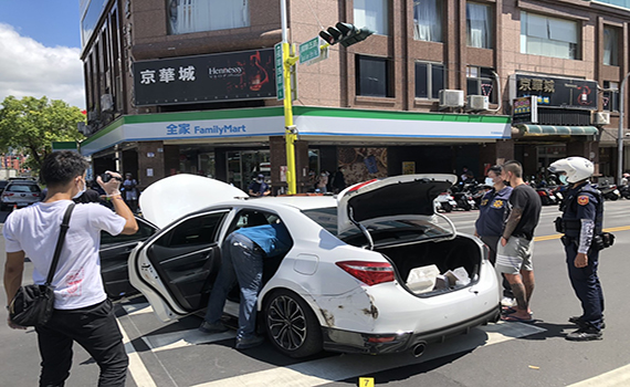 花蓮警展現掃毒決心 開槍制服拒檢毒犯