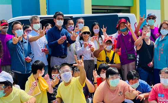 影/防疫關懷物資送20鄉鎮身障者 愛無礙跨越障礙傳媽祖的愛