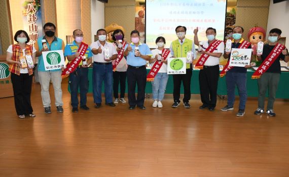 影/彰市養蜂班獲產銷履歷認證6蜂農奪頭等獎 林世賢盛讚品質一等一