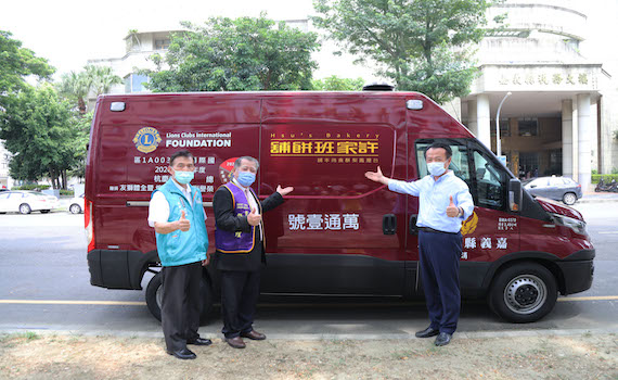 企業捐嘉義縣消防局南台灣唯一警備車   