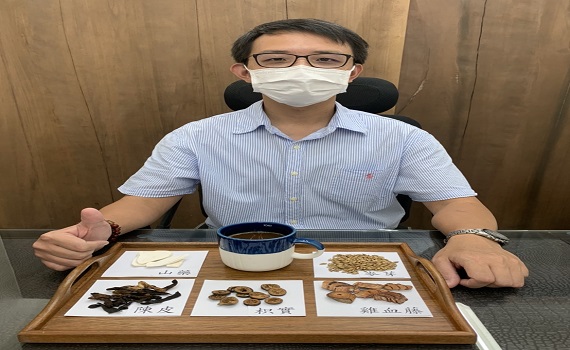 青春期轉骨長高小心補過頭 中醫師籲:依體質調配轉骨方為宜