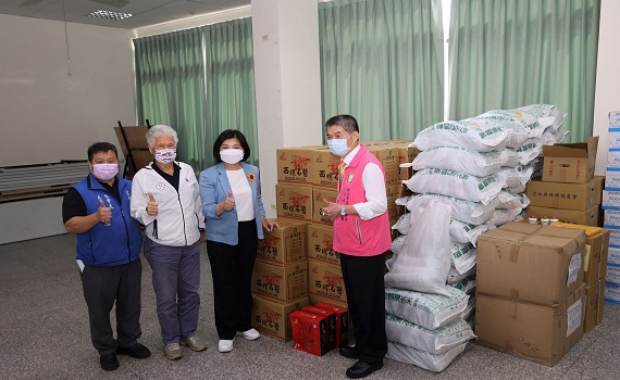 新北市雲林同鄉會、財團法人融獻慈善基金會慈善愛心捐贈 回饋母縣助弱勢族群
