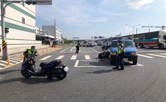 觀傳媒 雲嘉南新聞 台南死亡車禍機車騎士急煞摔車頭部重創身亡
