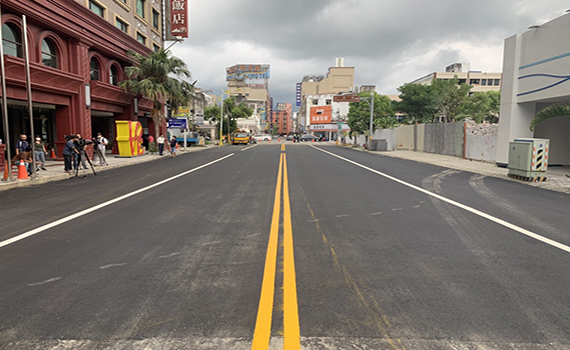超快復原! 花蓮漫波大飯店倒塌 受損道路24小時內修復完畢開放人車通行
