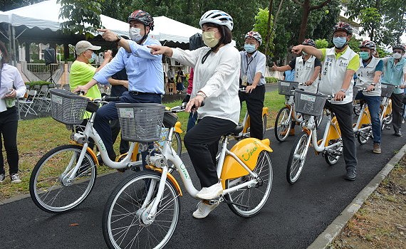提升騎乘舒適度 嘉義市優化環市自行車道