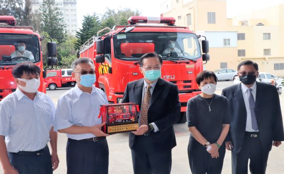 汰換老舊消防車輛　消防署長蕭煥章回娘家送大禮 