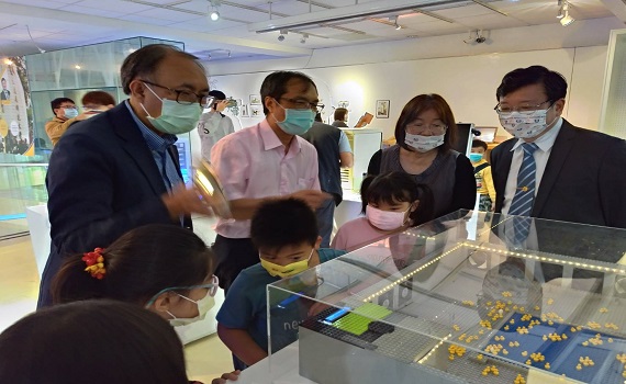 職業試探體驗特展「智在未來」 虎尾科大校史館AR技術展現