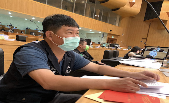 疑涉非法掩埋廢棄物及詐助理費 嘉義縣議員邱銀海遭收押禁見