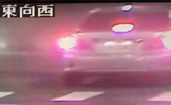 高雄警處理車禍見車內刀棍器械 依法偵辦裁處並沒入